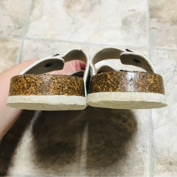 Ocean + Coast silver slip on sandals size 1 - Picture 4 of 7